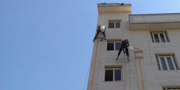 پیچ و رولپلاک سنگ نما در آذربایجان شرقی