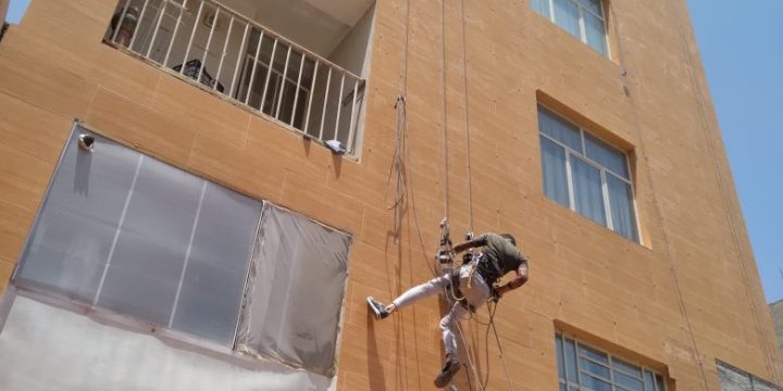 پیچ و رولپلاک سنگ نما در گلپایگان و فریدون شهر