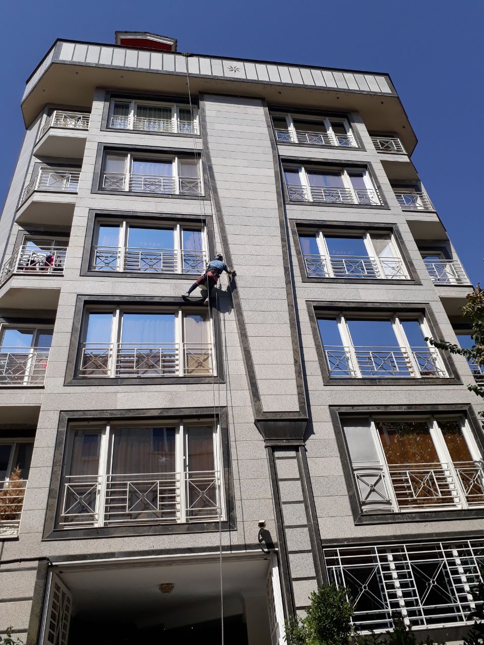 پیچ کردن نما
